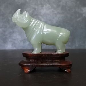 Vintage Chinese Jade Rhino Hand Carved Stone Sculpture Animal Figurine